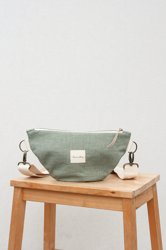 Halfmoonbag | small size - Linen